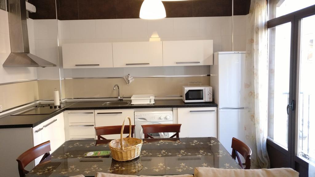 Angosta Del Carmen Apartment Малага Екстериор снимка