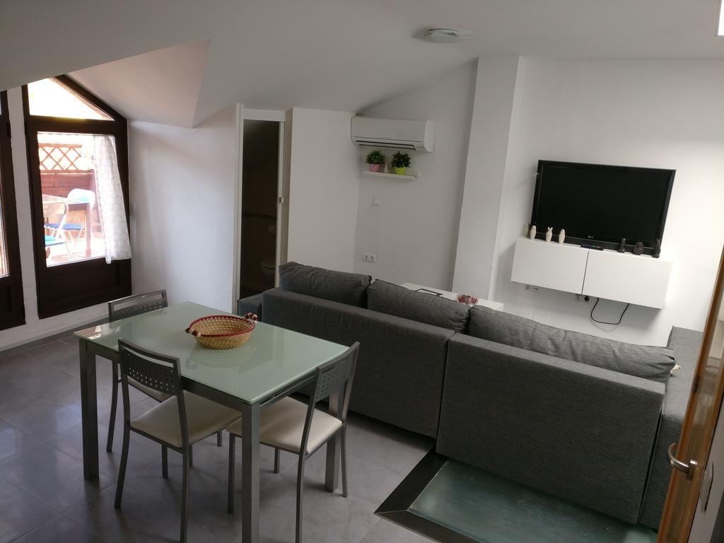 Angosta Del Carmen Apartment Малага Екстериор снимка