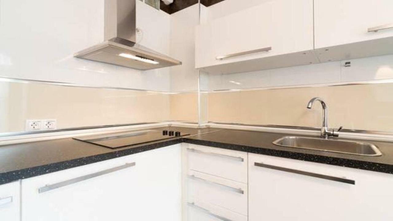 Angosta Del Carmen Apartment Малага Екстериор снимка