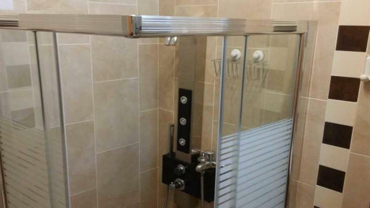 Angosta Del Carmen Apartment Малага Екстериор снимка