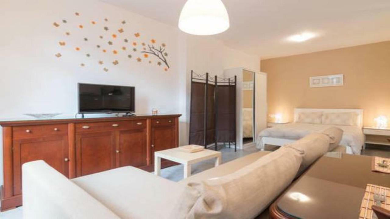 Angosta Del Carmen Apartment Малага Екстериор снимка